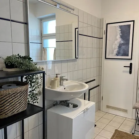 Neu - Innenstadtsuite Fuer 4 Mit Parkplatz