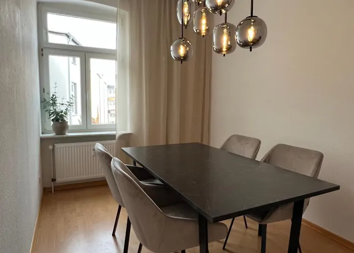 Apartment Neu - Innenstadtsuite Fuer 4 Mit Parkplatz Schwerin (Mecklenburg-Vorpommern)