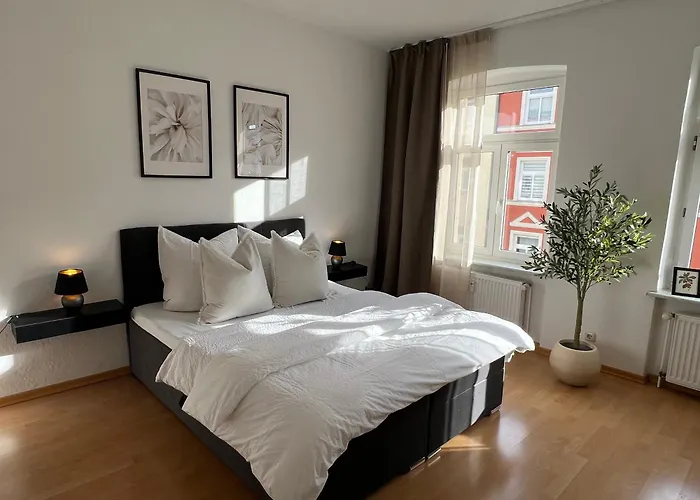 Apartment Neu - Innenstadtsuite Fuer 4 Mit Parkplatz Schwerin (Mecklenburg-Vorpommern)